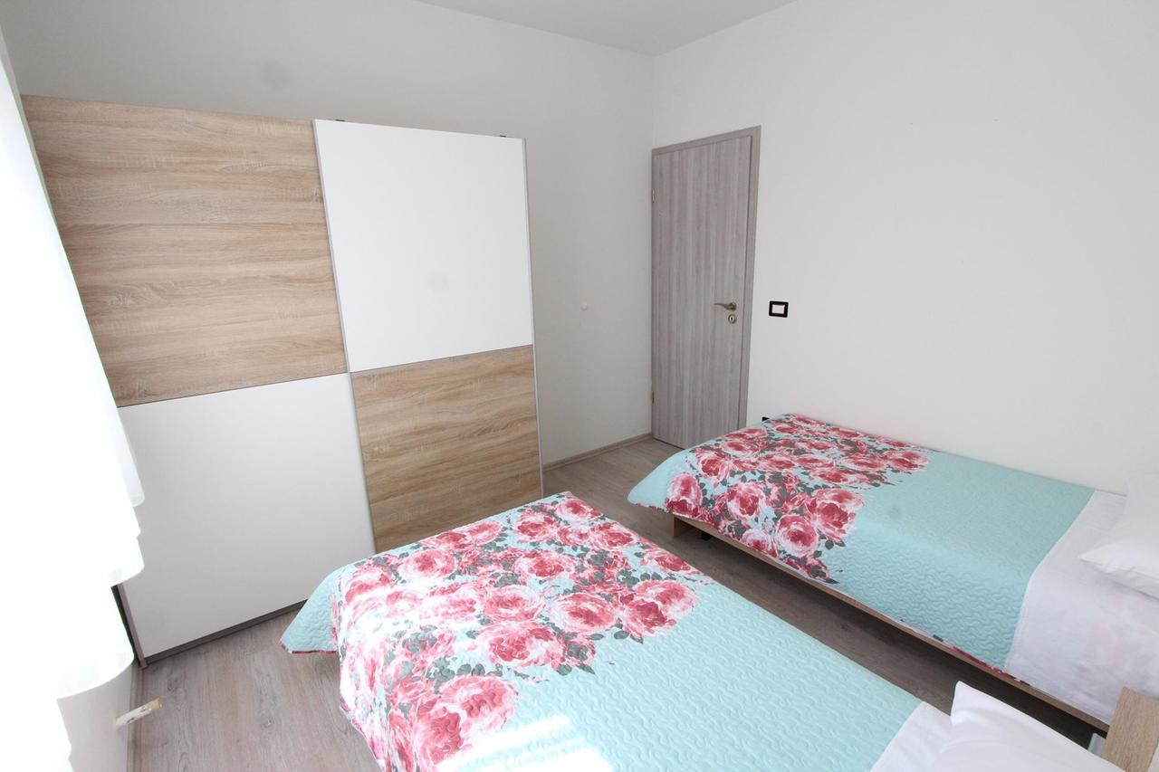 Apartment Mondelaco Rovinj Exterior photo